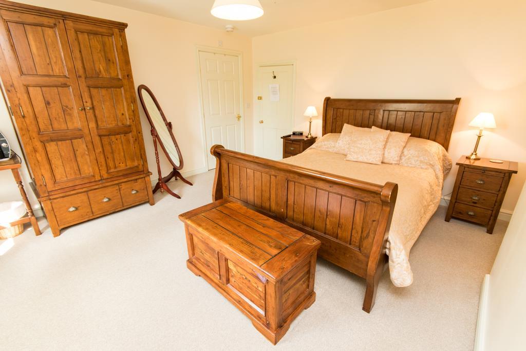 Mareham House Bed & Breakfast Слийфорд Екстериор снимка