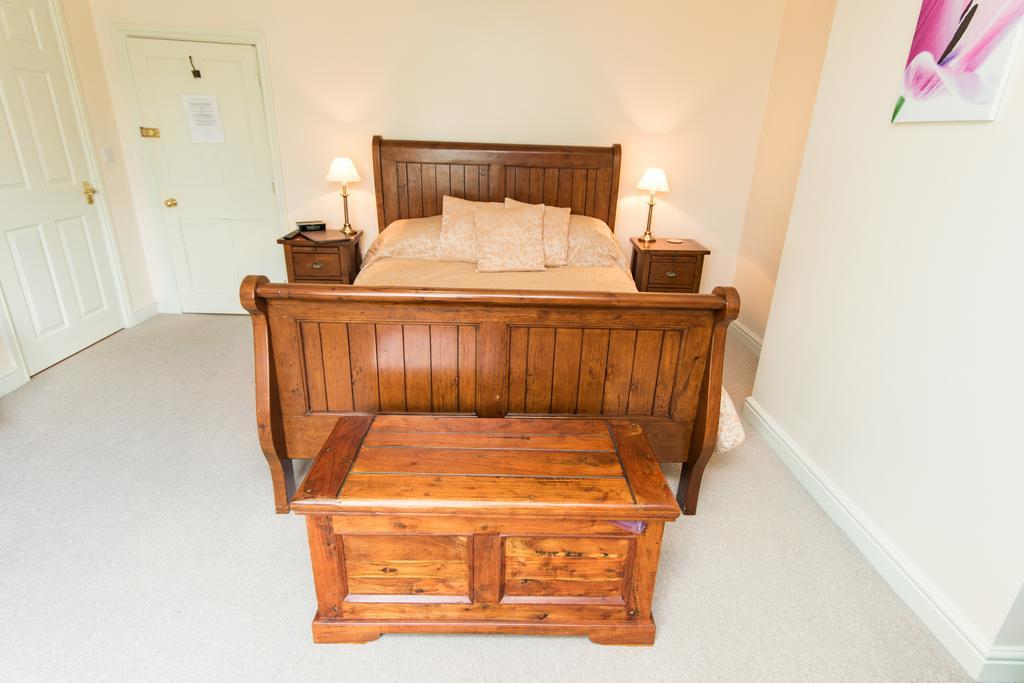 Mareham House Bed & Breakfast Слийфорд Стая снимка